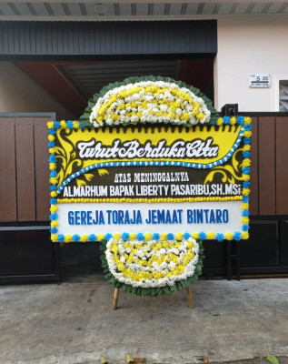 Papan Bunga Duka di Halmahera Utara